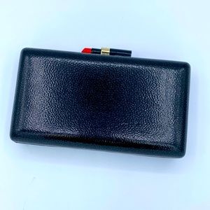 Black clutch